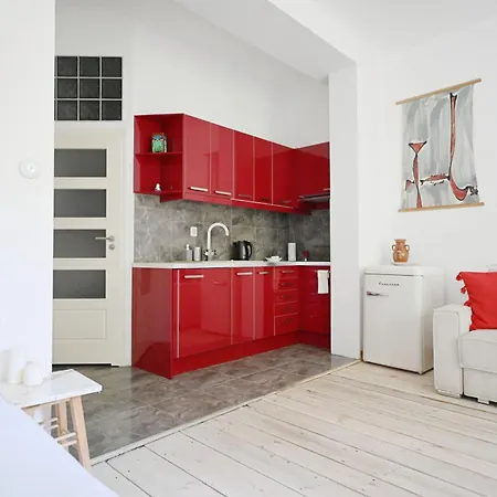 White And Red 3city In By Renters Apartment Sopot
