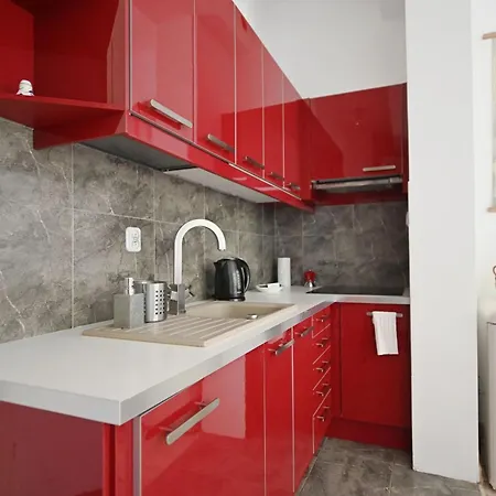 White And Red 3city In By Renters Sopot
